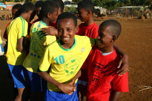 www.muti.org Una Scarpa per un Sogno A Shoe for a Dream Charity Football project at Samba Diego FC Garcones, Diego Suarez, Madagascar